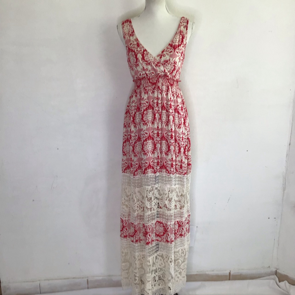 Sunday in Brooklyn Women Elegant Red & White Floral Lace Maxi Dress S